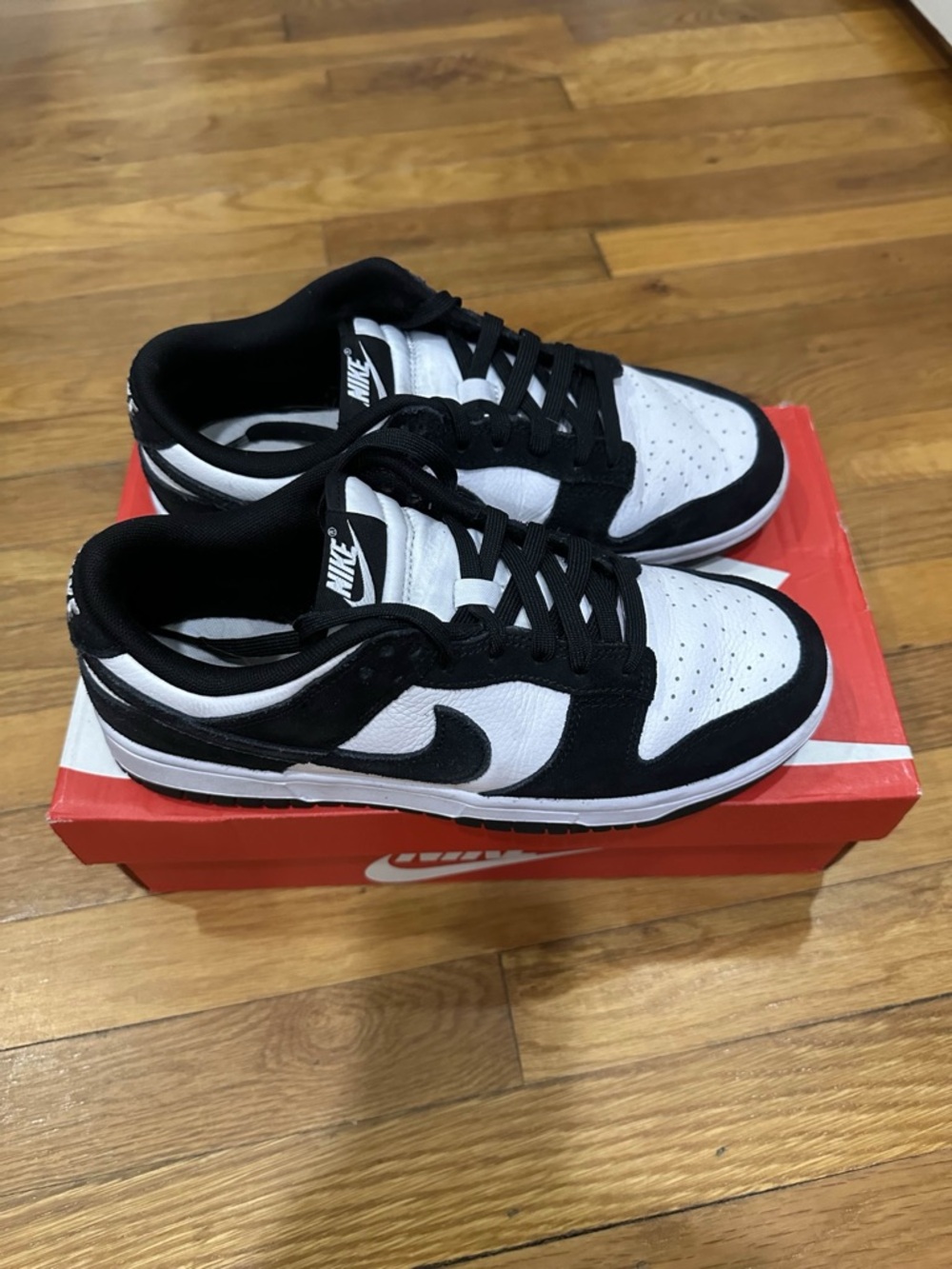 *Used* Nike Dunk Low Suede Men White Black (FQ8249-100) Size 8
